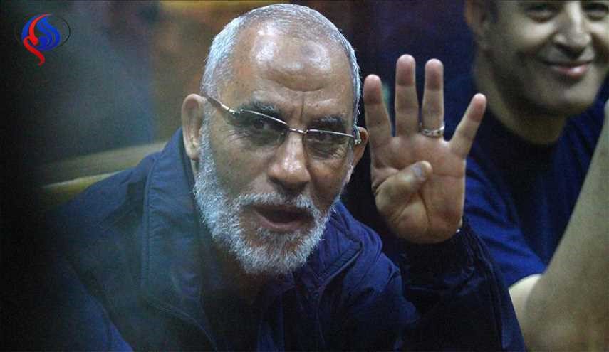 محمد بديع: اتهامي بالتحريض على العنف 