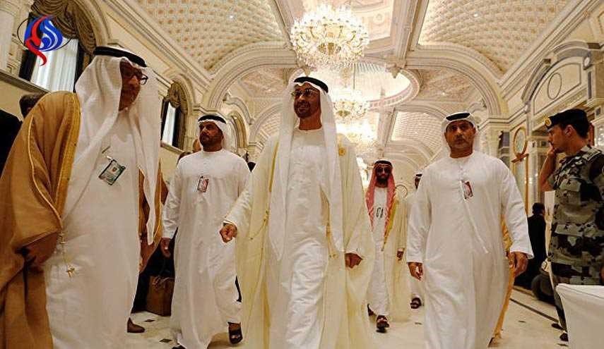 أبناء زايد يقتربون من السيطرة على السعودية.. 
