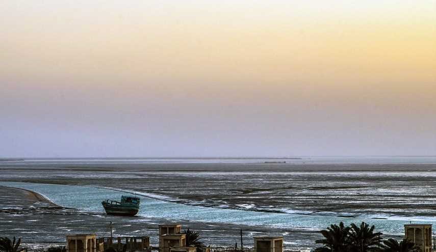 ميناء 