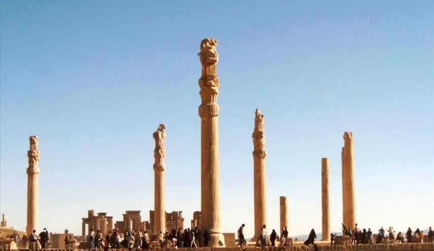 مدينة برسبوليس التاريخية في محافظة فارس جنوب ايران