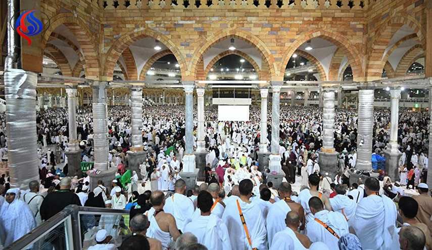نيوزويك: السعودية حوّلت الحج إلى فعالية سياحية لتحصيل ملايين الدولارات