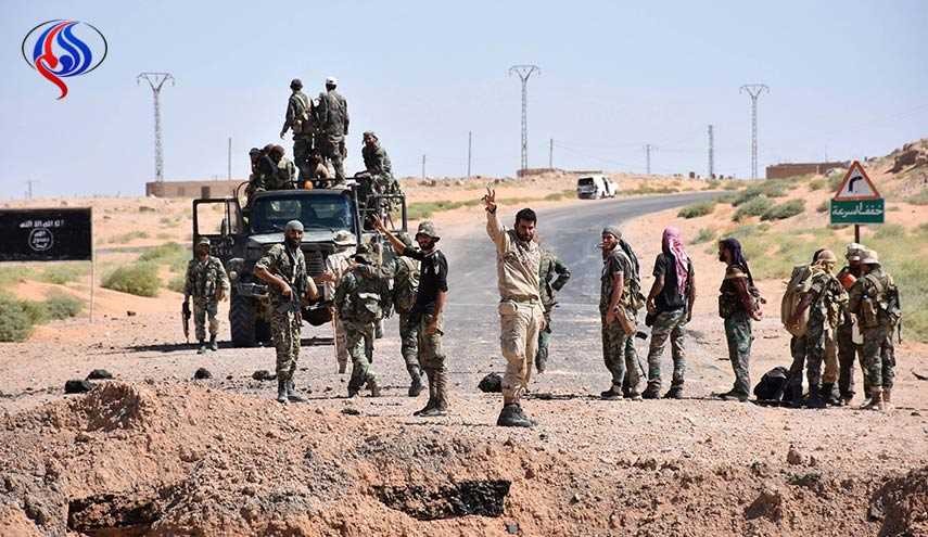 صور: شاهد القذائف التي كان يستخدمها الدواعش في ريف السلمية