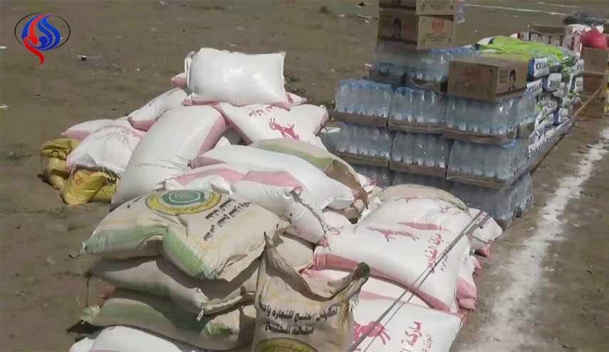 بالصور.. قبائل مأرب تقدم قافلة غذائية متنوعة دعما للجبهات
