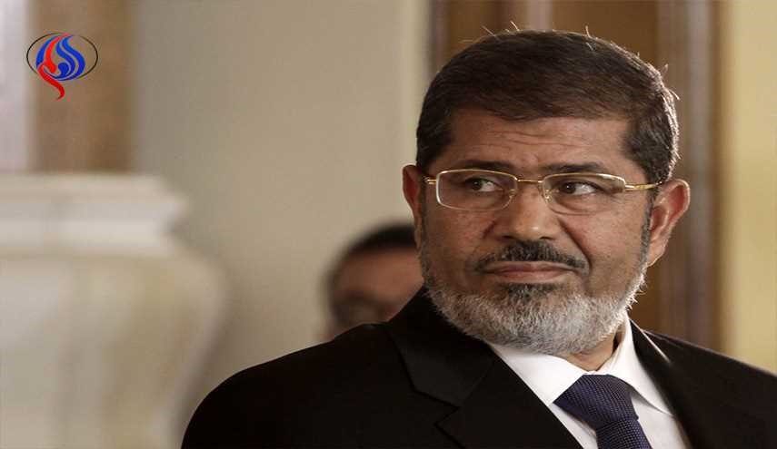 وقف محاكمة «محمد مرسي» وآخرين في التخابر مع حماس

