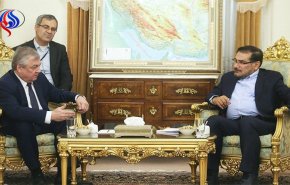 شمخانی: هیچ توافقی نباید مخدوش کننده حاکمیت سوریه باشد