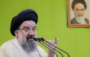 اعزام حجاج به عربستان تصمیم نظام است/ کابینه‌ای می‌خواهیم که برای مردم کار کند/ مردم دیگر از شعار خسته شده‌اند