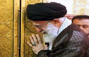 غبارروبی مضجع مطهر رضوی با حضور رهبر انقلاب