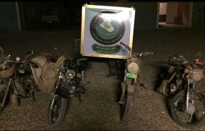 عکس؛ کشف ده ها کمربند انفجاری و موتورسیکلت انتحاری در عراق