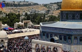 نمازگزاران فلسطینی به مسجد الاقصی بازمی‌گردند