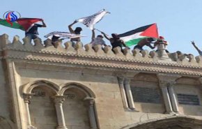صهیونیست ها باب حطه مسجد الاقصی را باز کردند+ویدئو