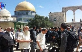 ضرب و شتم وحشیانه نوجوان فلسطینی توسط صهیونیستها + فیلم
