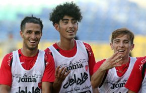 ماجرای تهدید به خودسوزی پدر بازیکن پرسپولیس!