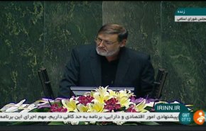 شوخی نماینده مجلس با ظریف / آقای برجام هم وارد صحن علنی مجلس شد! +فیلم