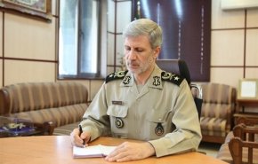 قدردانی وزیر دفاع از رای اعتماد قاطع نمایندگان مجلس