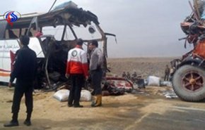 تصادف خونبار اتوبوس و کامیون در جاده بوئین زهرا