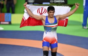 یزدانی با ضربه فنی قهرمان شد
