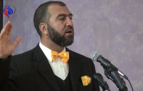 منع شاعر الجزایریِ منتقدِ آل سعود از مراسم حج 
