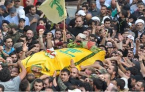 حزب الله پیکر دو شهید را تحویل گرفت

