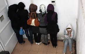 دستگیری 19 دختر و پسر مست در پارتی