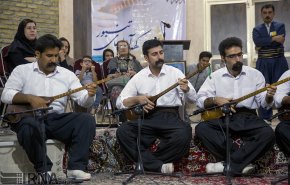 نخستین جشنواره «کهن آواهای تنبور»
