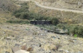 تصاویر از سقوط اتوبوس مسافربری به دره جاجرود