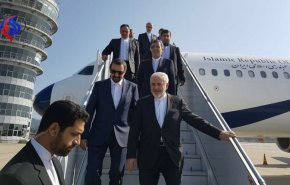 ظریف جهت دیدار با مقامات روسیه وارد سوچی  شد