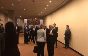 گفت‌وگوی کوتاه ظریف و موگرینی
