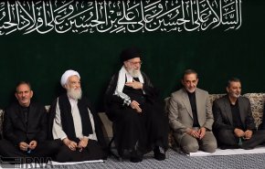عزاداری شب تاسوعا در حضور رهبر معظم انقلاب