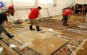بالفيديو، أسرع طريقة لتنظيف السجاد دون إستخدام نقطة ماء! 