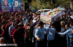 تشییع دو شهید گمنام دفاع مقدس در شهرک آسمان