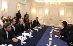 لاریجانی: از برجام بهره‌مند نشویم در توافق هسته‌ای تجدیدنظر می‌کنیم