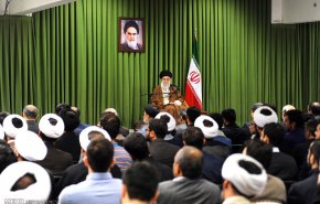 تصاویر دیدار جمعی از استعدادهای برتر و نخبگان جوان کشور با رهبر انقلاب 
