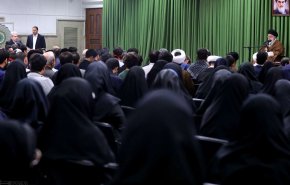  سخنان یک مادر شهید با رهبر انقلاب + فیلم