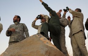 تصاویر جدید از حضور سرلشکر باقری در مناطق عملیاتی سوریه