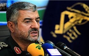 سرلشکر جعفری: آواربرداری مناطق زلزله‌زده تا امشب تمام می‌شود