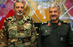 فرماندهان کل سپاه و ارتش و فرمانده نیروی زمینی به مناطق زلزله‌زده شتافتند