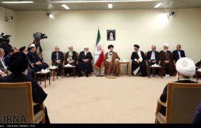 دیدار مسئولان و فعالان فرهنگی استان های آذربایجان‌شرقی و قم با رهبر انقلاب