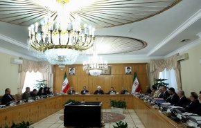 دولت با تمام توان مشکلات زلزله زدگان استان کرمانشاه را پیگیری می کند