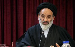 حجت‌الاسلام تقوی: رهبر معظم انقلاب شخصاً مسائل مناطق زلزله زده را پیگیری می کنند