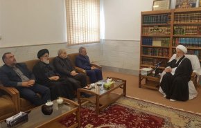 نوبخت با آیت‌الله مکارم شیرازی دیدار کرد