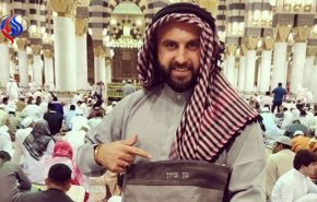 حرمت شکنی عربستان/ بلاگر معروف اسرائیلی در حرم نبوی + تصاویر