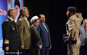 تجلیل از خانواده شهدا و پیشکسوتان نیروی دریایی ارتش