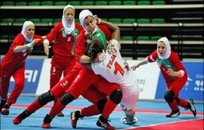 واکنش فدراسیون کبدی به عکس جنجالی مربی تایلندی در ایران + عکس