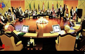 دعوت کویت از قطر برای نشست سران شورای همکاری خلیج فارس!