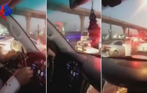 بالفيديو والصور.. رجل يهدد شرطة المرور بـ”الساطور” في شارع عام بالسعودية!
