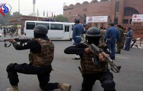 مصرع 6 أشخاص بانفجار قنبلة في باكستان