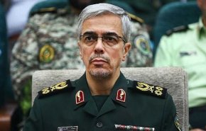 در وقایع اخیر حتی در یک مورد هم نیروهای نظامی و انتظامی با اسلحه به خیابان نیامدند