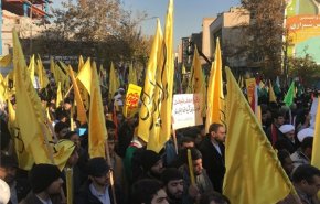 «اجتماع جوانان مدافع حریم قدس شریف» با حضور گسترده دانشگاهیان و مردم