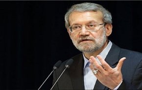 لاریجانی: کمیته فنی بررسی طرح‌های آبی استان چهارمحال و بختیاری تشکیل شود/ استفاده از فاینانس برای اتصال استان به راه‌آهن