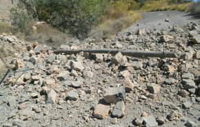 انهدام ساختمان سازمان امنیت مرکزی یمن توسط جنگنده های سعودی + تصاویر